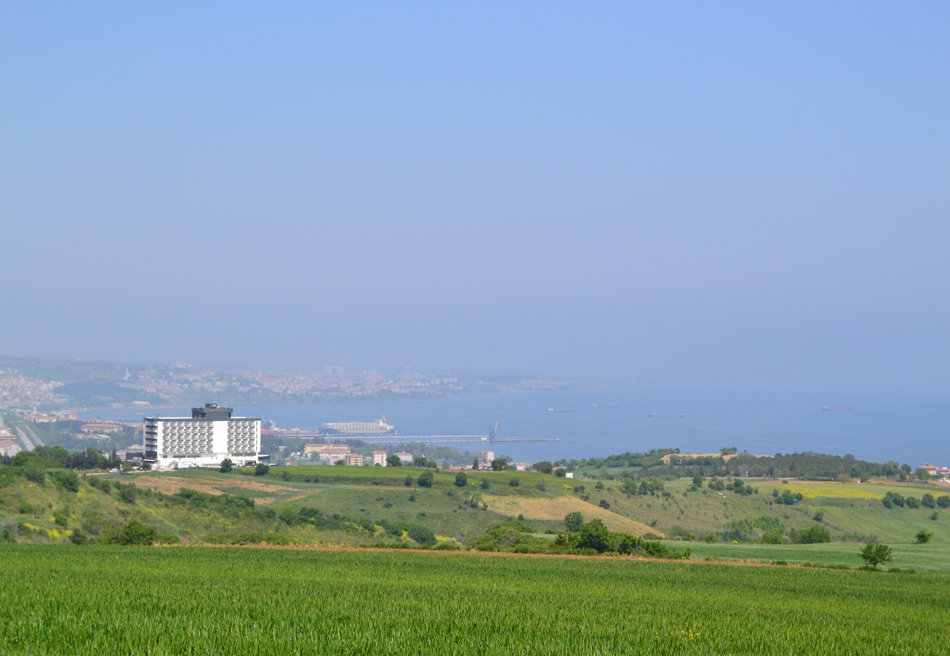 Meydan-Arsa-Ofisi-27 Satılıklarımız